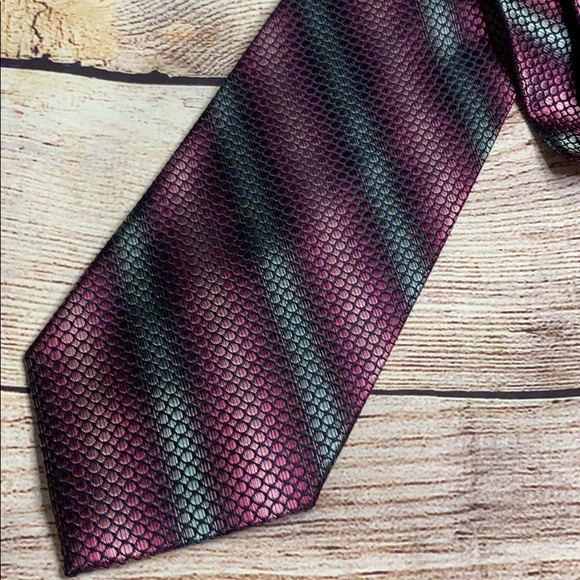 Lord Colton Other - Lord Colton Striped Silk Men's Necktie EUC